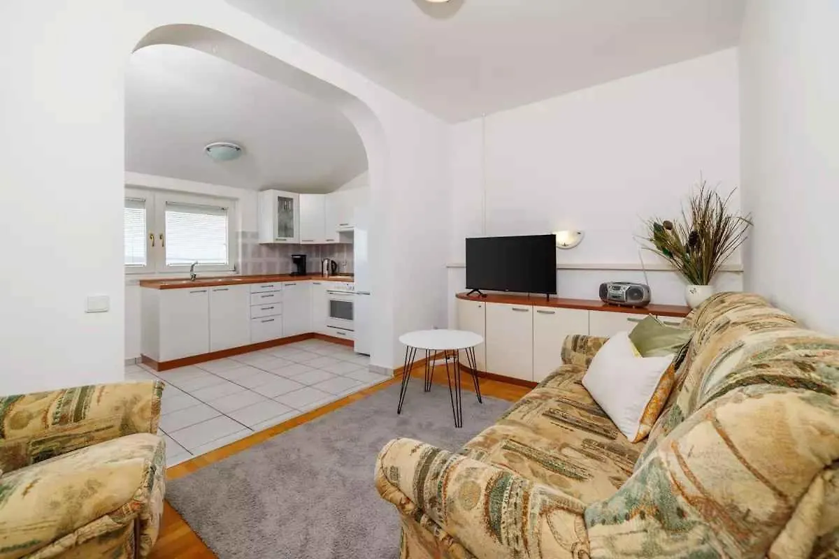 Apartment Studio In Crikvenica 45080 Croatia