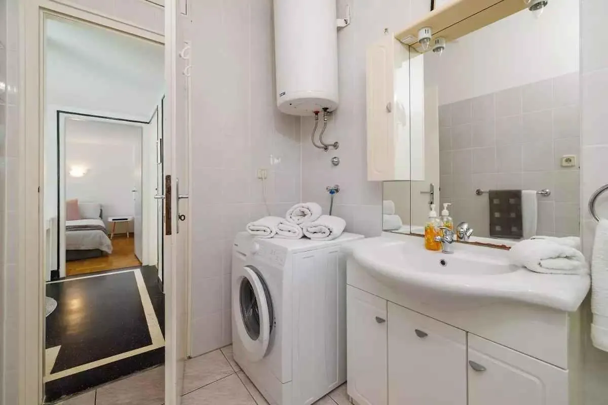 Apartment Studio In Crikvenica 45080