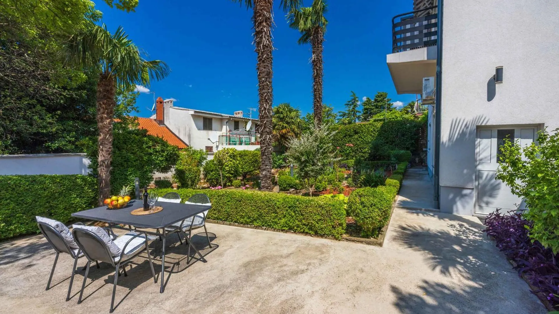 Studio In Crikvenica 45080 Apartment