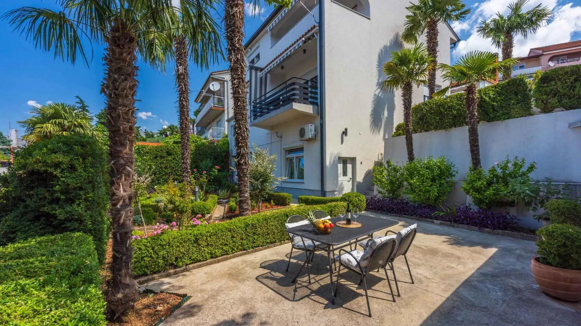 Studio In Crikvenica 45080 Apartment